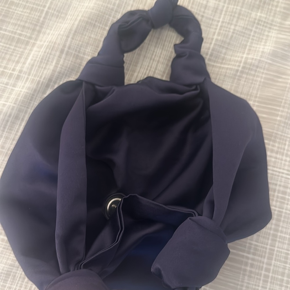 MINI SILK BAG - NAVY 💘 - Picture 2 of 3